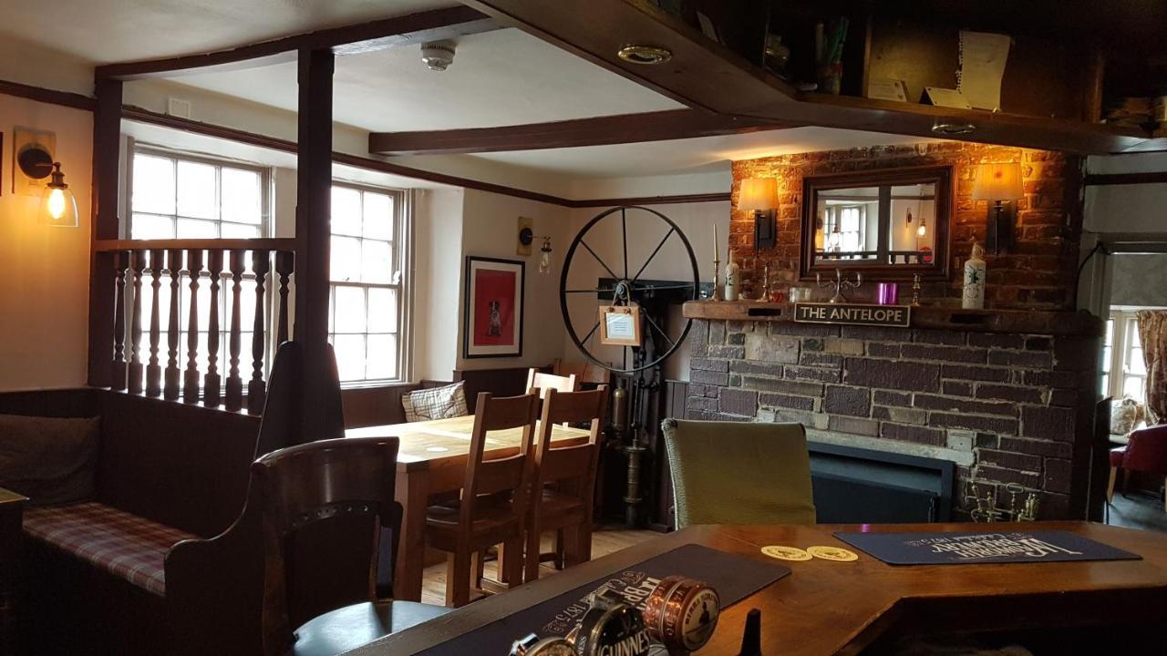 The Antelope At Upavon Hotel Exterior foto