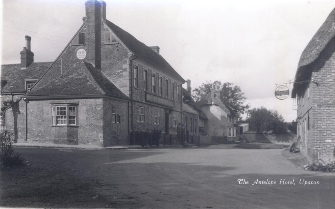 The Antelope At Upavon Hotel Exterior foto