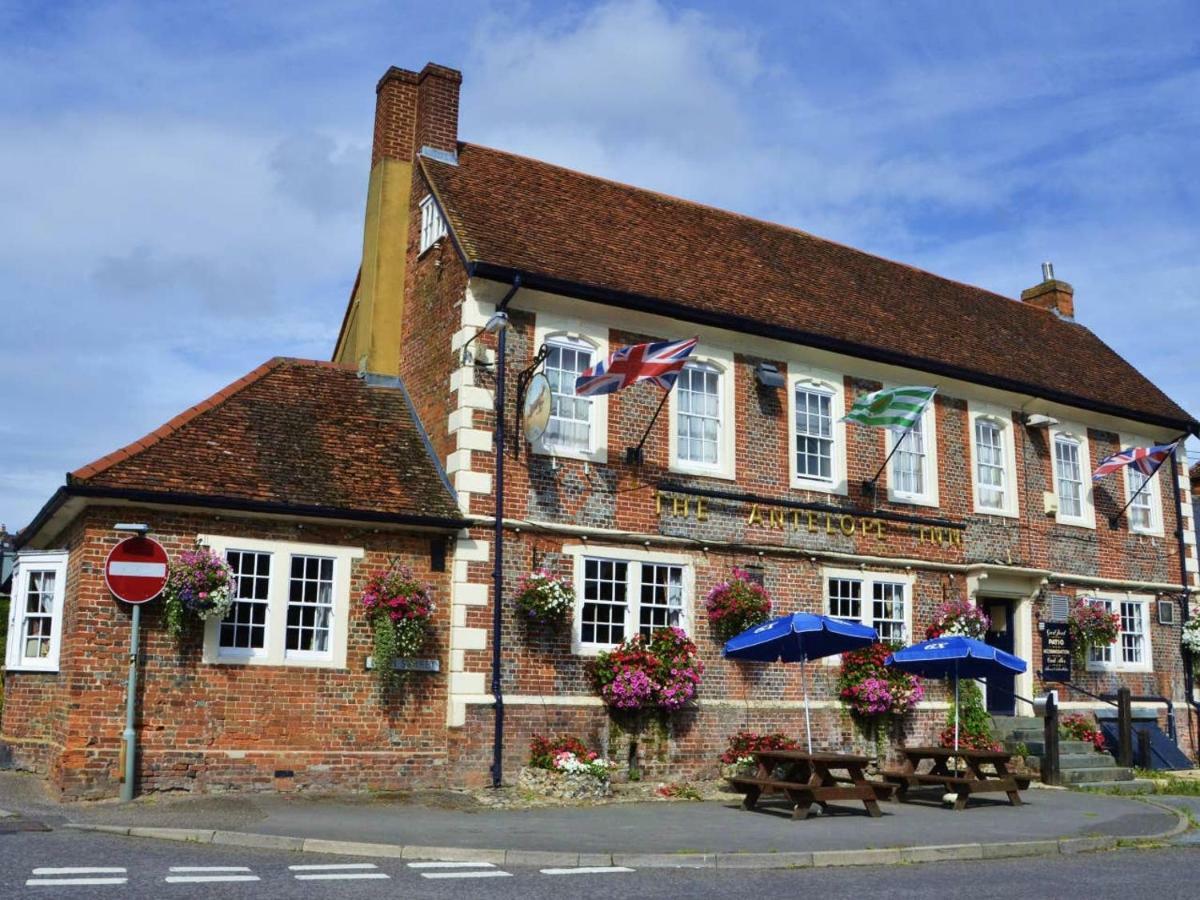 The Antelope At Upavon Hotel Exterior foto